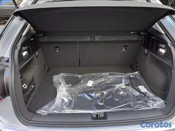 jeepetas y camionetas - Audi Q2 8