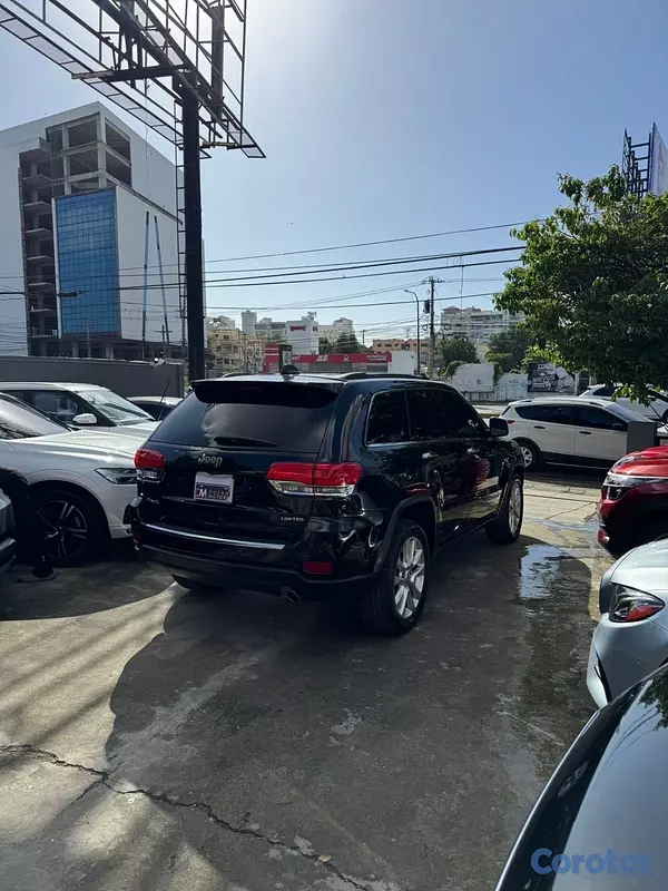 jeepetas y camionetas - Jeep Grand Cherokee Limited 2017 8