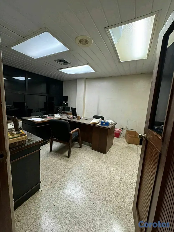 oficinas y locales comerciales - Local Comercial en Alquiler en Zona Colonial 

Código: PD627
 9