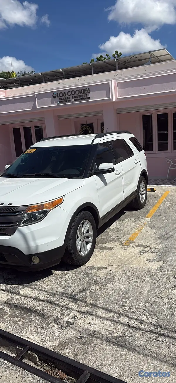 jeepetas y camionetas - vendo ford explore Blanca 2015 2