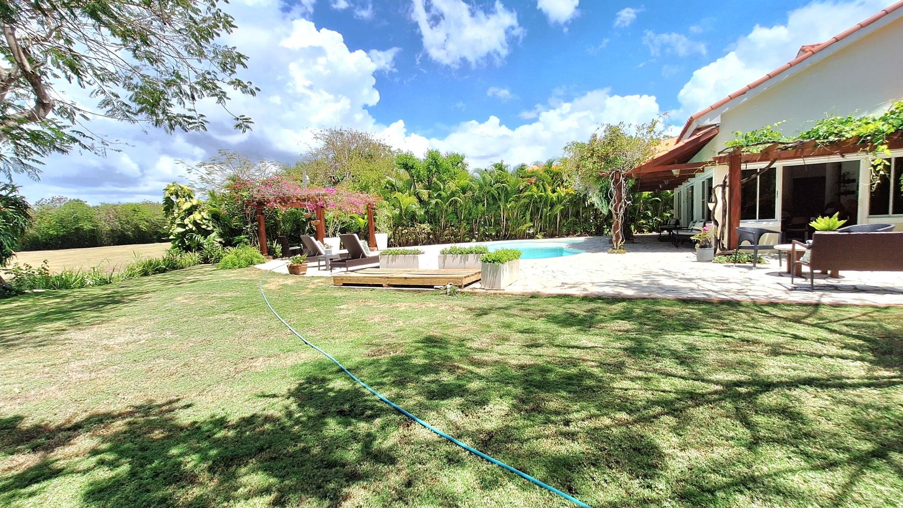 casas vacacionales y villas - Villa en Metro Country Club Amueblada  1