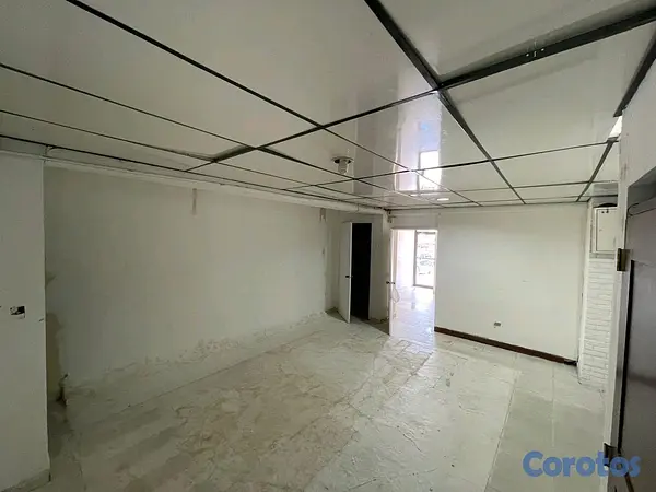 oficinas y locales comerciales - Local Comercial con excelentes ubicados, 58 metros Av Charles Summer Los prado  8