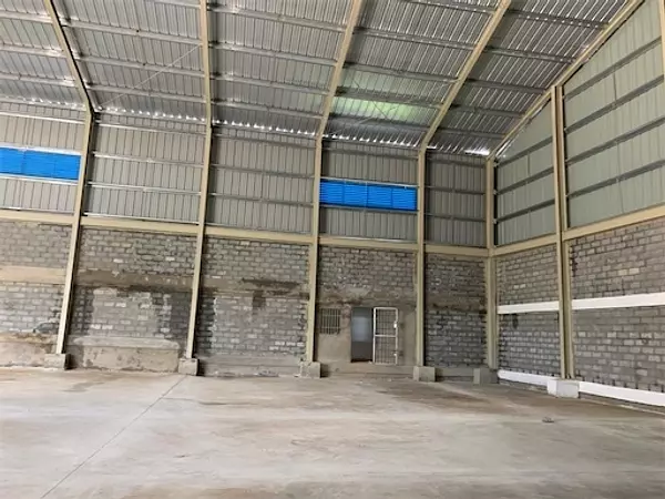 oficinas y locales comerciales - Nave 750 metros centrica 2