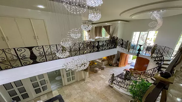 casas - Residencia de lujo en Residencial Cerrado, Autopista de San Isidro (Ébano) 6