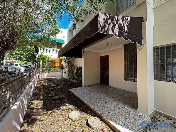 casas - Casa de 3 Habitaciones + Estar Familiar en La Inde 4