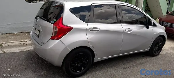 carros - Nissan Note, Carro en buenas condiciones, con detalles mínimo  3