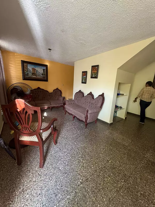casas - Se Vende Casa Duplex en la Independencia 4