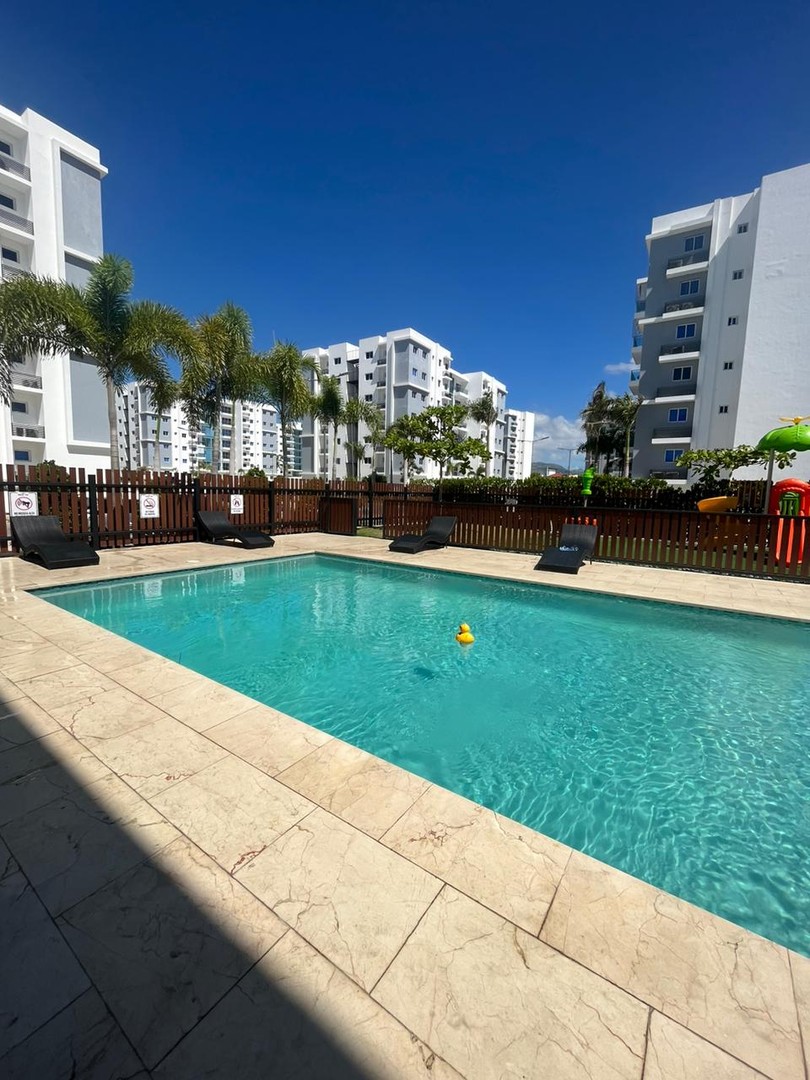 apartamentos - Apartamento 2do Nivel con Piscina y Gym en Cerro Alto
