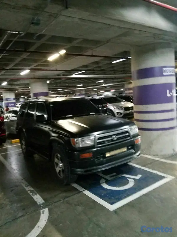 jeepetas y camionetas - TOYOTA 4RUNNER 2000 10