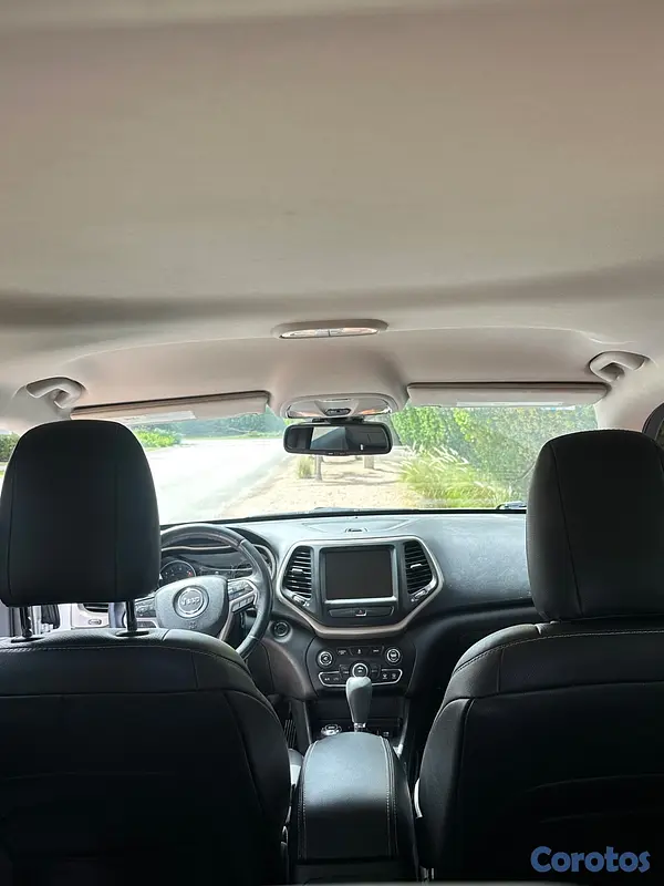 jeepetas y camionetas - Jeep Cherokee 2016 $590,000 6