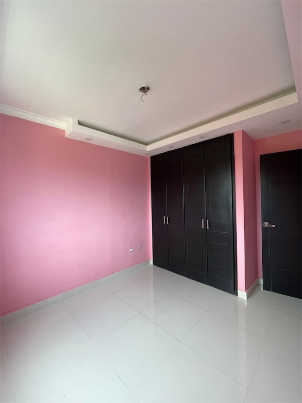 apartamentos - Venta de apartamento en la autopista de san Isidro las cayenas 4to nivel 6