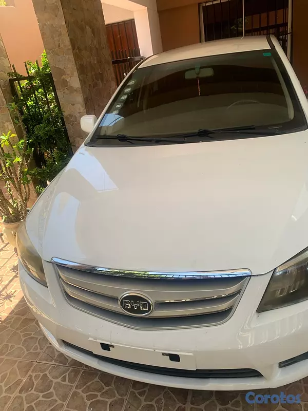 carros - BYD, Excelentes Condiciones  8