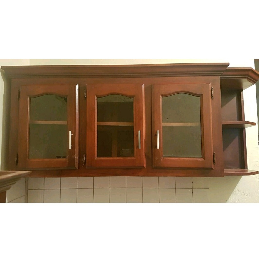 cocina - Gabinete de tres puertas con esquiero 1