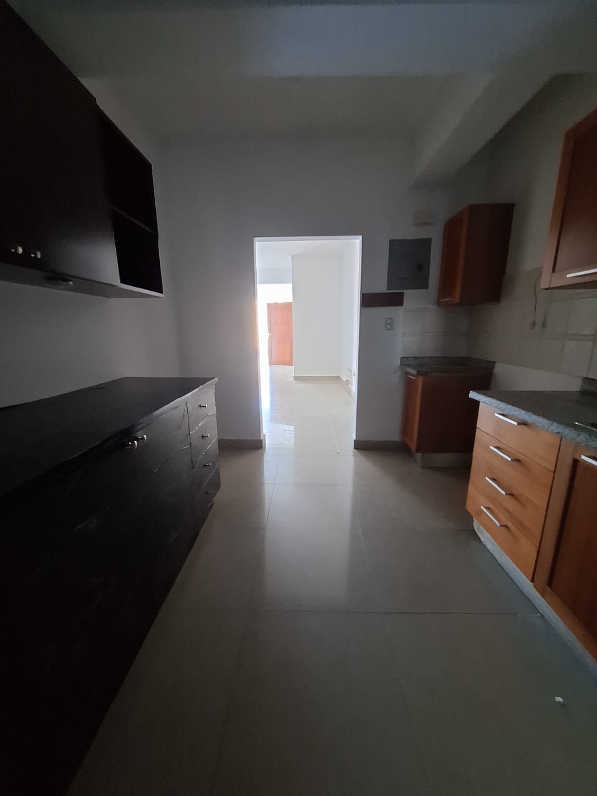 apartamentos - Rento Apartamento Sin Amueblar Ascensor Planta 5