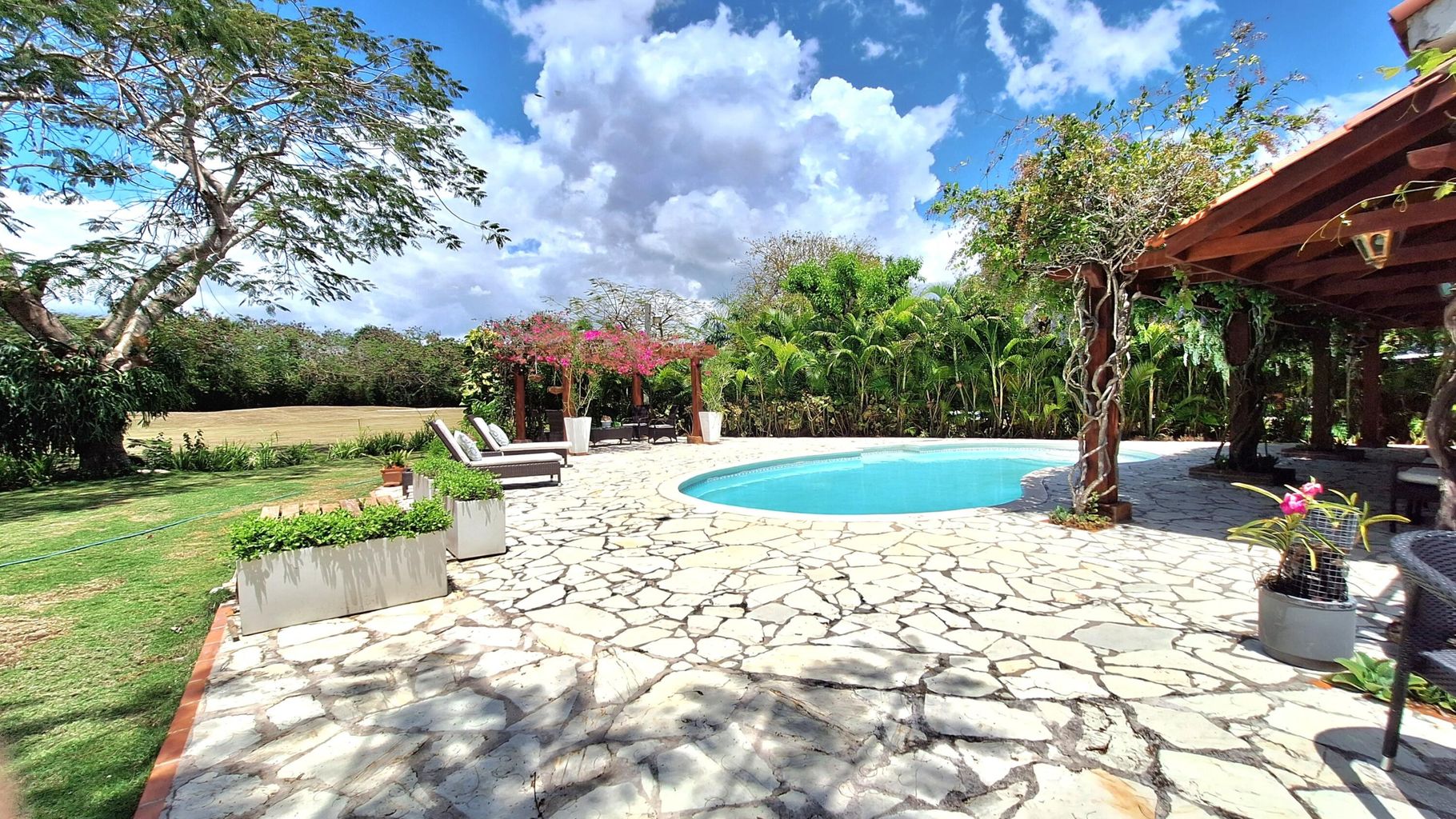 casas vacacionales y villas - Villa en Metro Country Club Amueblada  5