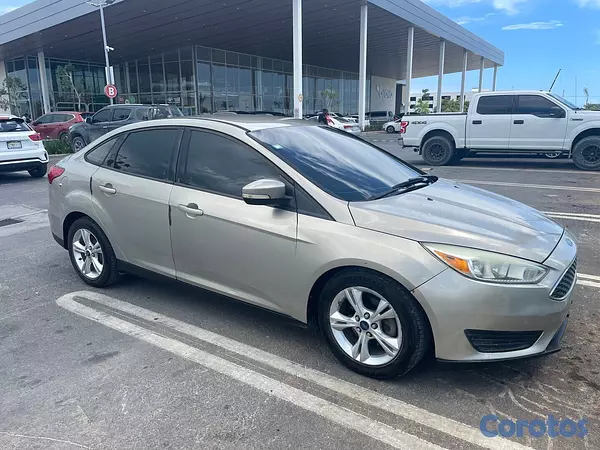 carros - Ford Focus en buena condition 2