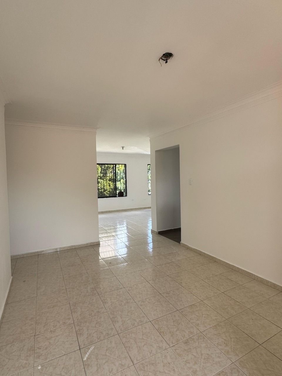 apartamentos - Vendo Apartamento en Ave de Los Próceres próximo a la universidad Intec
 2