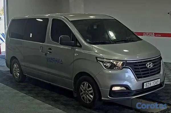 otros vehiculos - HYUNDAI GRAND STAREX 2021 GRIS 3