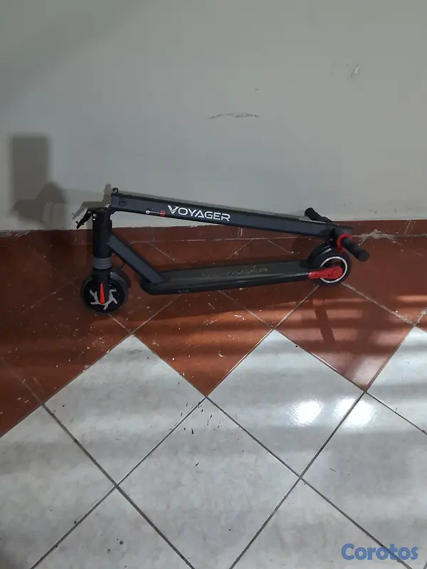 bicicletas y accesorios - Vendo Patineta Voyager 5