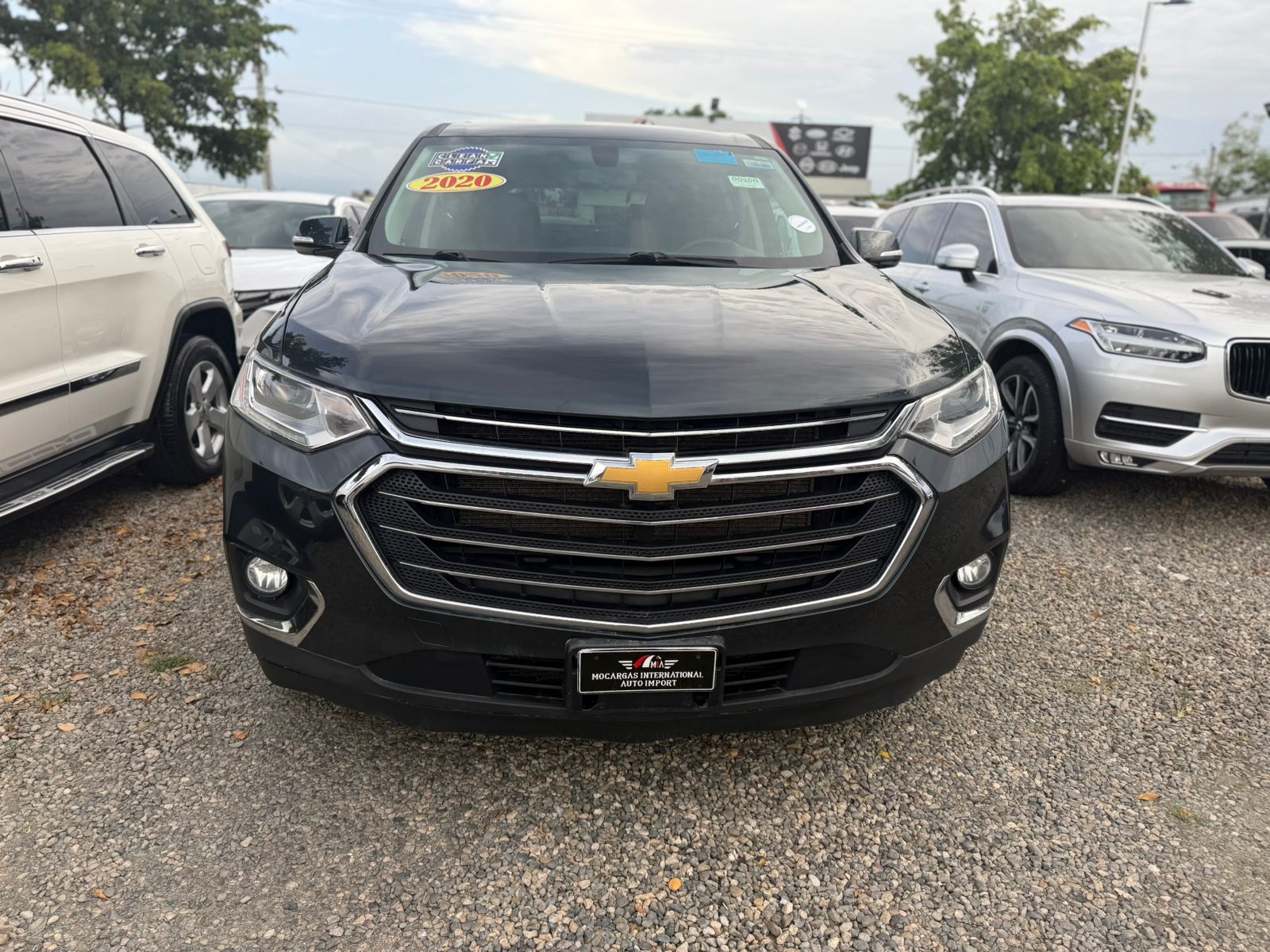 jeepetas y camionetas - chevolet travelse 2020 0