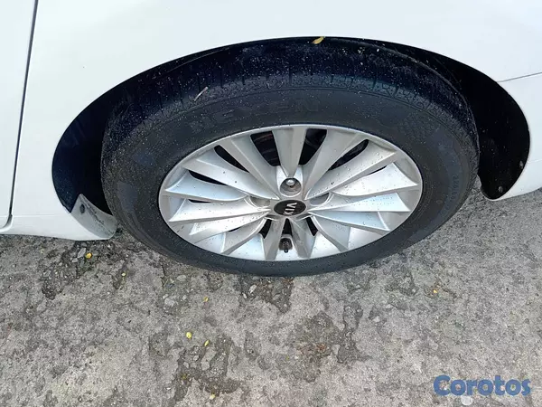 carros - KIA K7 2020 BLANCO 4