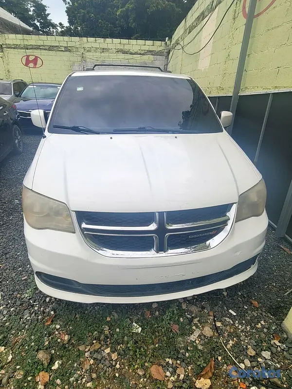 jeepetas y camionetas - Dodge Grand Caravan 2013 2