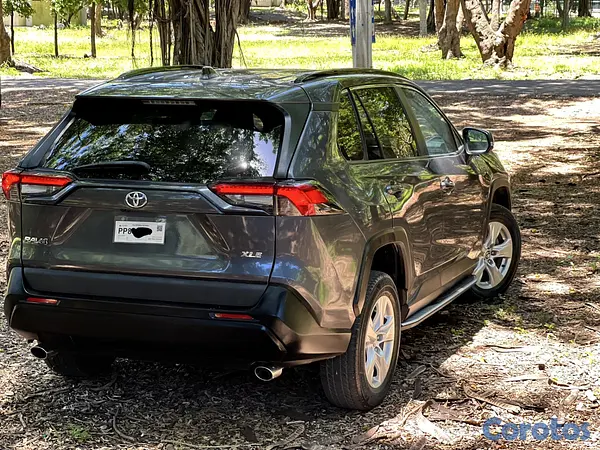 jeepetas y camionetas - Toyota RAV4 XLE 2022 2
