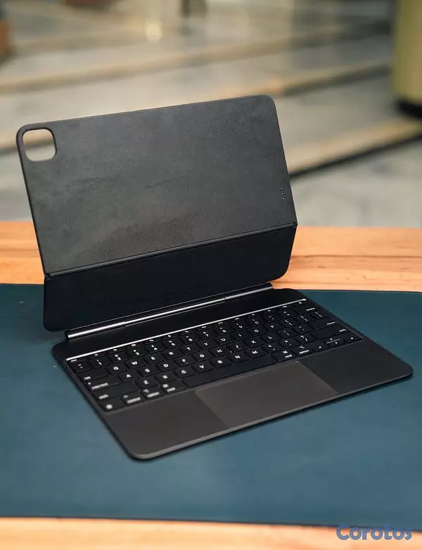 celulares y tabletas - Magic Keyboard para iPad Pro 11” & 13” (M4 / M5) – Nuevos Sellados 5