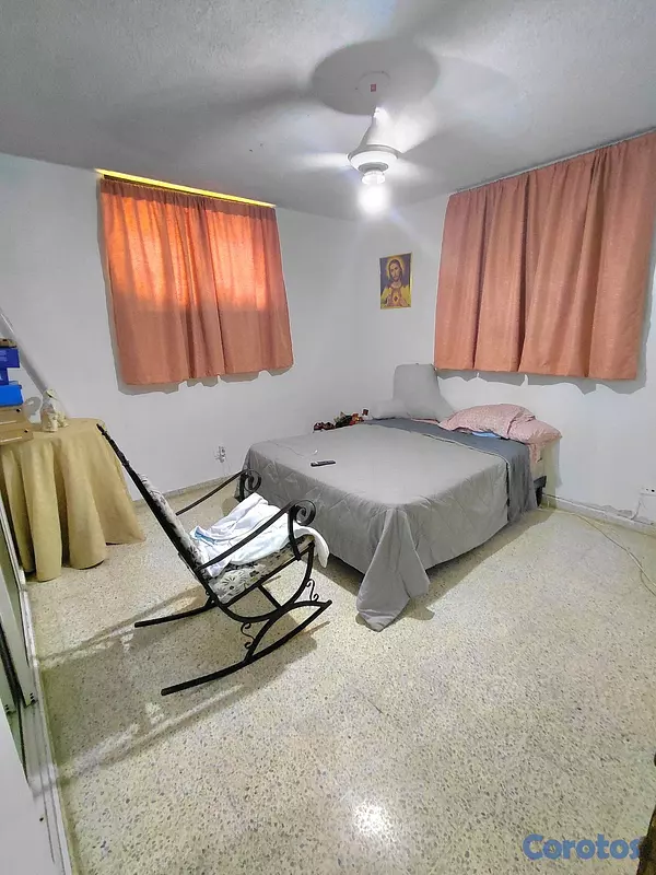 apartamentos - vendo Apartamento 1er Nivel Zona Universitaria  8