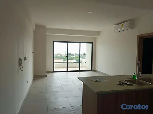 apartamentos - Apartamento en Alquiler con Vista al Mar, Ubicado  2