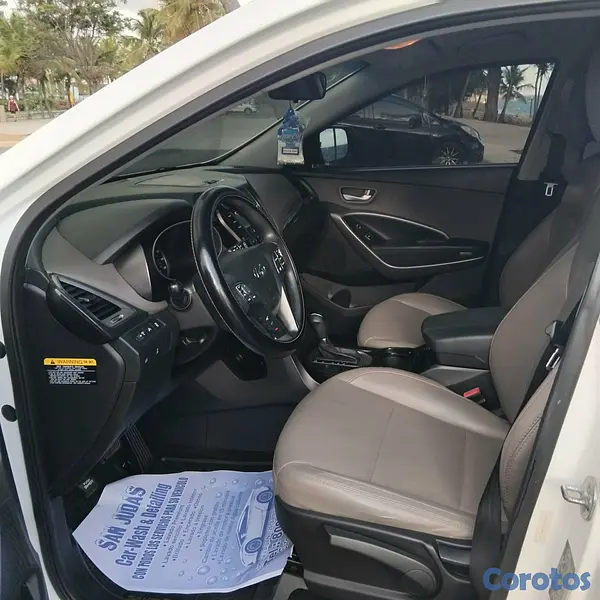 jeepetas y camionetas - Hyundai Santa Fe año 2016 2