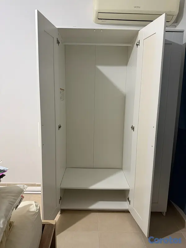 decoración y accesorios - Closet IKEA blanco con espejo – Buen estado 2