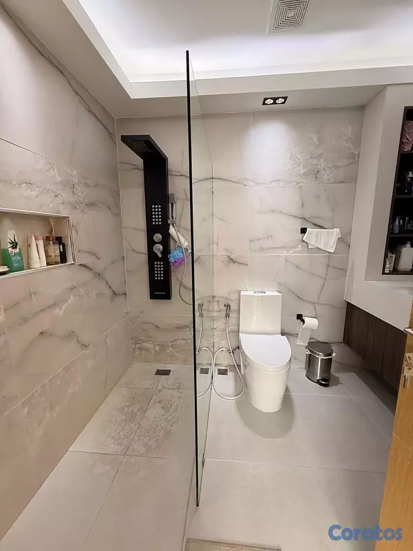 apartamentos - Penthouse con jacuzzi privado, 4 habitaciones, 3 parqueos  9
