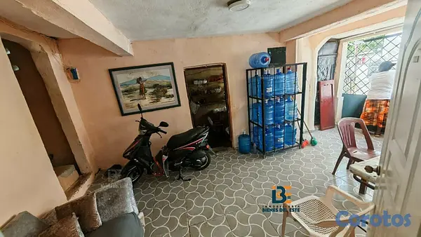 casas - Se Vende casa de cuatro habitaciones en Villa Oril 3
