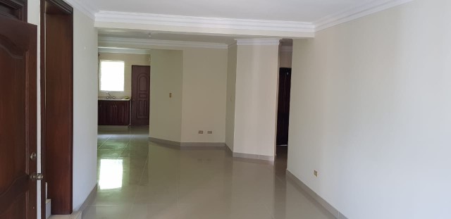 apartamentos - VENDO APARTAMENTO EN LA BEISBOLISTA PRÓXIMO A LA PROLONGACIÓN 27 5