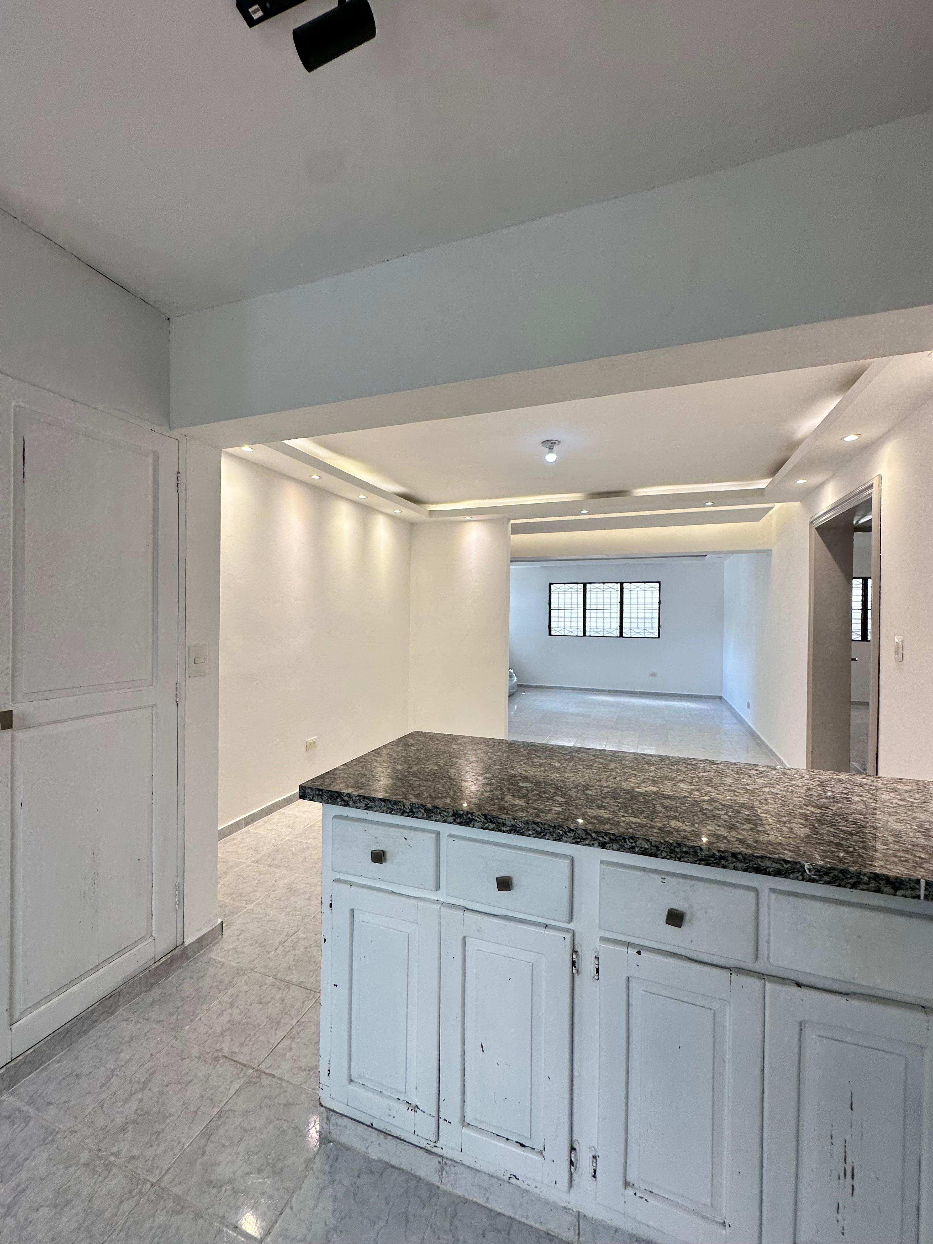 apartamentos - Apartamento de 2 Habitaciones 1.5 Baños en venta 4