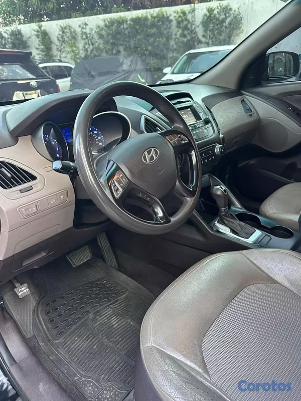 jeepetas y camionetas - Hyundai Tucson año 2015 7