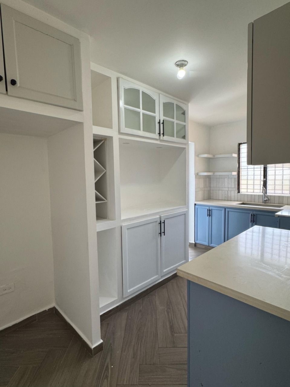 apartamentos - Vendo Apartamento en Ave de Los Próceres próximo a la universidad Intec
