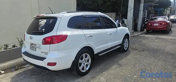jeepetas y camionetas - vendo en excelentes condiciones Hyundai Santa Fe 2008 3