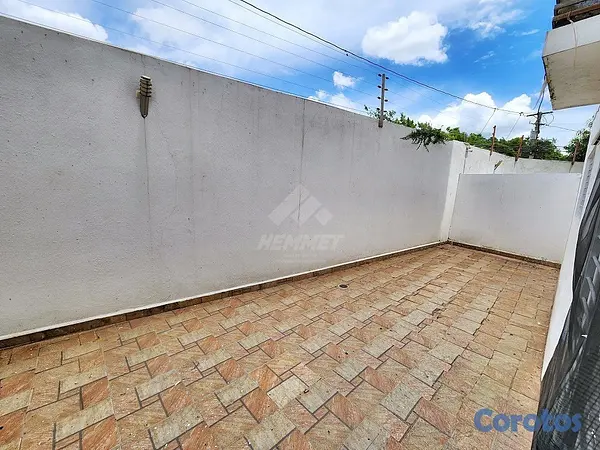 apartamentos - APARTAMENTO CON PATIO Y PLANTA FULL PROXIMO QUINTA 6