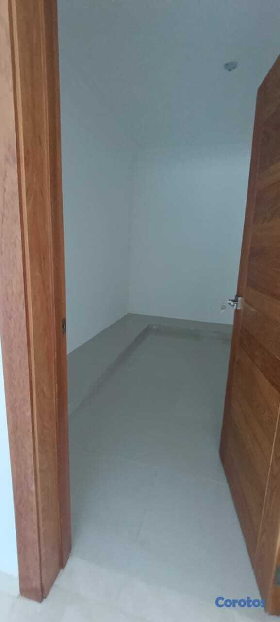 apartamentos - Urb. Real en piso Alto con vista al Mar, 3hab 8