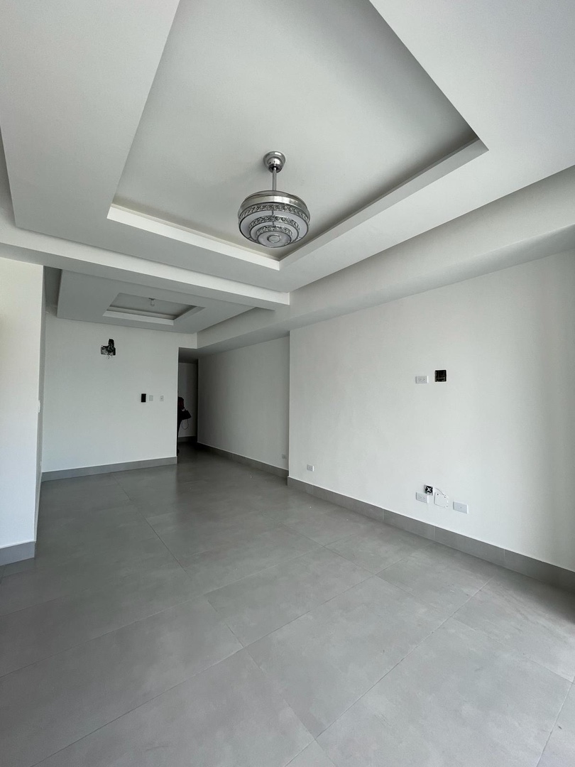 apartamentos - Apartamento en alquiler en Evaristo Morales 3