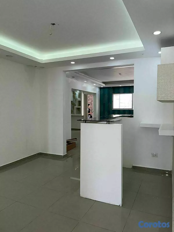 oficinas y locales comerciales - Amplio Local comercial 240m2 ideal para negocio 3