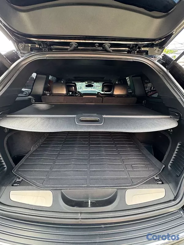 jeepetas y camionetas - Jeep Grand Cherokee Limited 2017 11