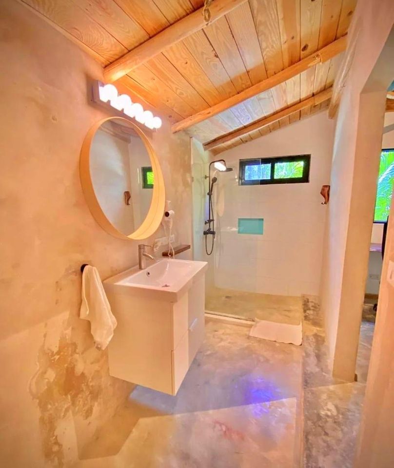 otros inmuebles - Espectacular Hotel Boutique en Las Terrenas 4