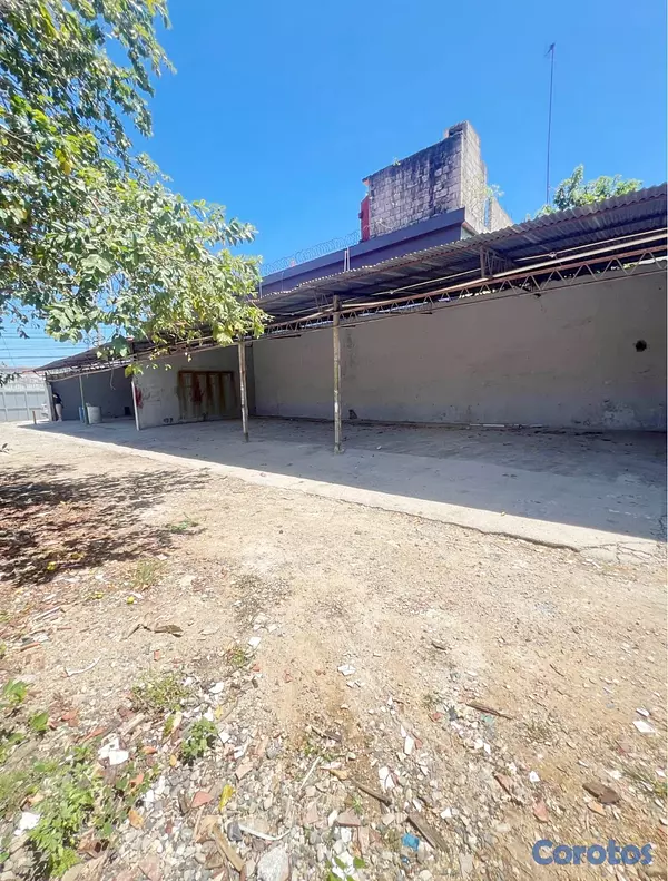 oficinas y locales comerciales - Local en Bayona 7