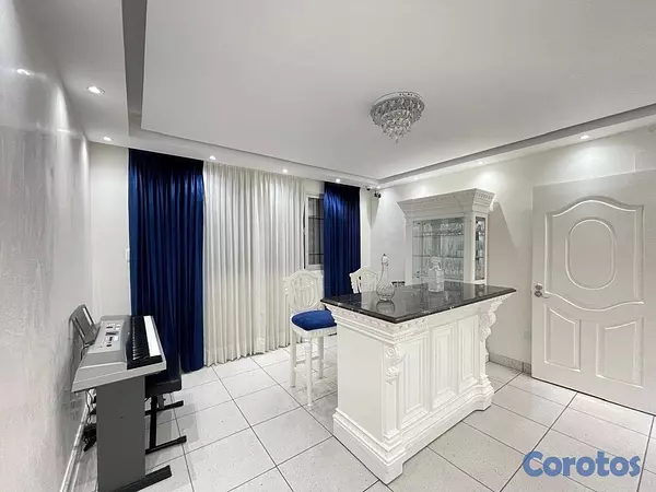 casas - Vendo casa moderna de 5 habitaciones en Respaldo Los 3 Ojos 2