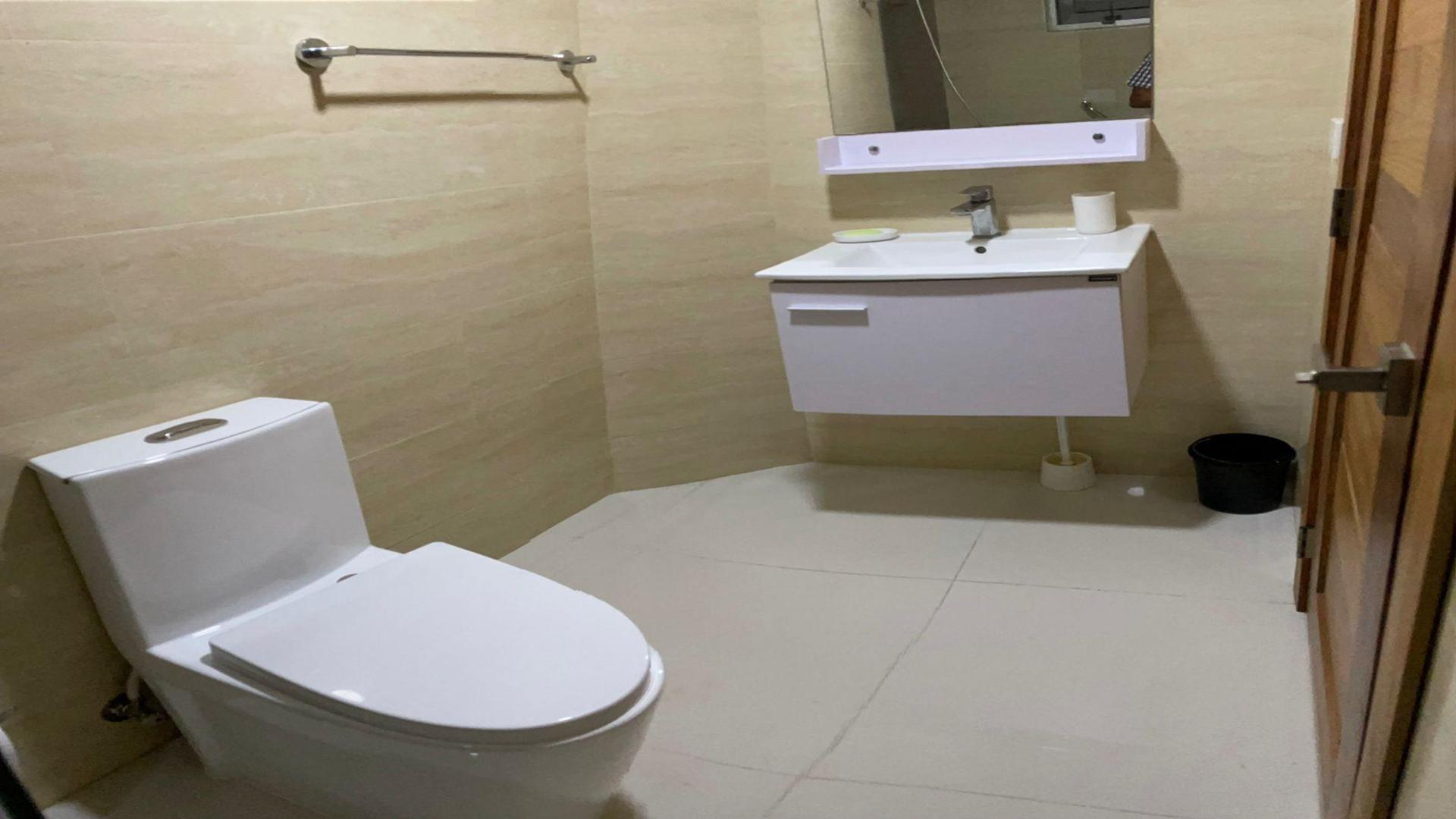apartamentos - ALQUILER APARTAMENTO AMUEBLADO DE 101.68M2-BELLA VISTA 6
