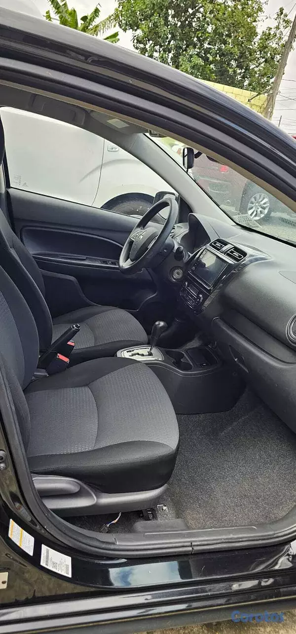 carros - Mitsubishi Mirage G4 ES 2023 7