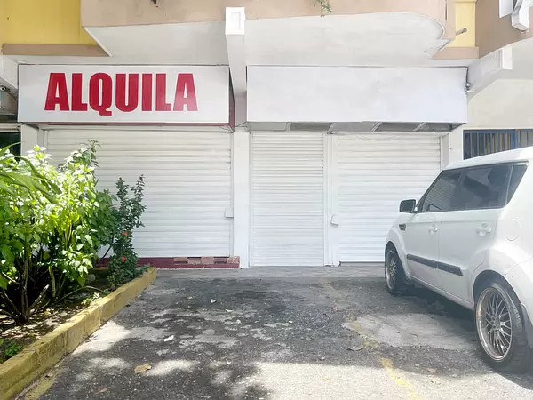 oficinas y locales comerciales - Alquiler en primer nivel local comercial 2